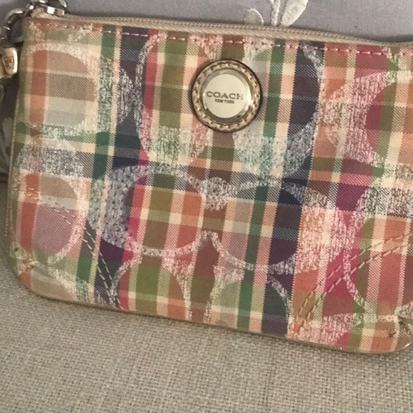 Authentic Coach wristlet - Picture 1 of 3
